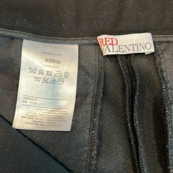 Red Valentino Black Studded Waist Shorts Size 44/6US - Picture 8 of 9